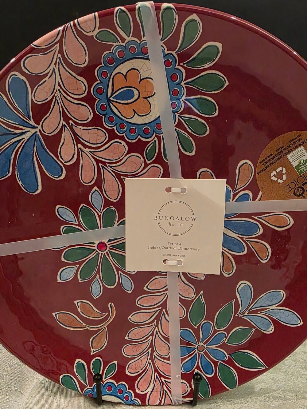 Bungalow Vintage Floral Pattern Melamine Dinner Plates Red Background New